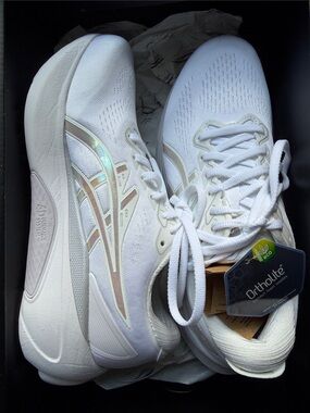 Asics Gel Kayano 30 anniversary Athletic Running Shoe sneaker walking Iridescent